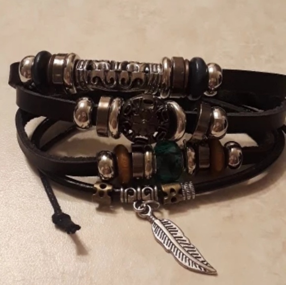 2 set of Vintage Pendent Leather Bracelet For Men - Picture 3 of 4